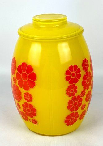 Image for Vintage Charm Part 2! Cookie Jars, Pottery, & Collectibles Online Auction
