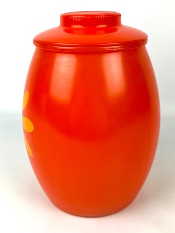 Image for Vintage Charm Part 2! Cookie Jars, Pottery, & Collectibles Online Auction
