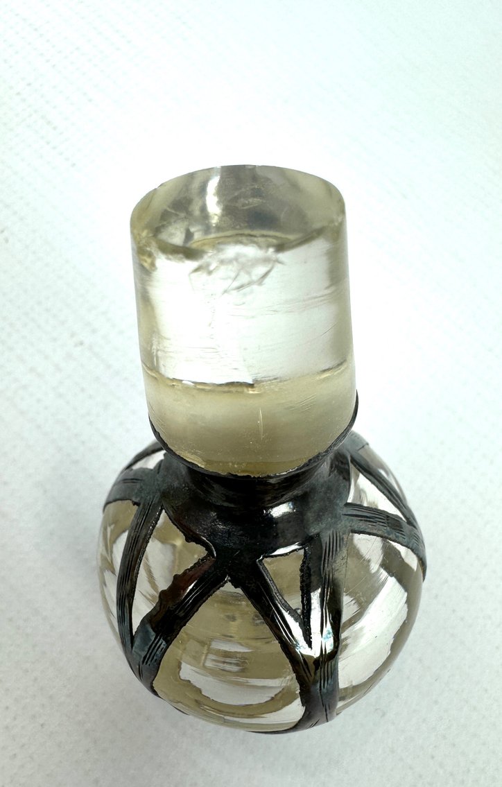 Image for Eclectic Estate Auction: Modern Design & Vintage Treasures