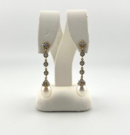 Image for Heirloom & High-Style Jewelry: Antique Diamonds, Vintage Gold & Designer Icons