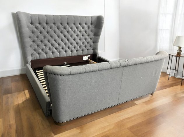 Image for Collected & Curated: Fine Decor, Rare Books, Art & Estate Finds