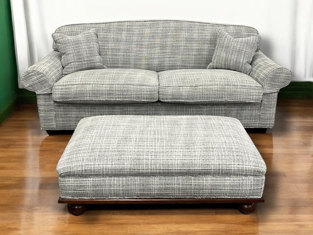 Image for Exceptional Estate Online Auction- Jewelry, Artwork, Asian Antiques, Furniture & More!