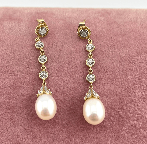 Image for Heirloom & High-Style Jewelry: Antique Diamonds, Vintage Gold & Designer Icons