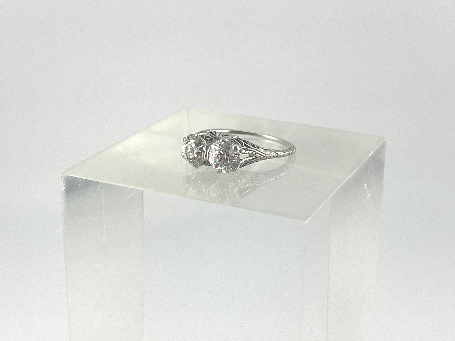 Image for Heirloom & High-Style Jewelry: Antique Diamonds, Vintage Gold & Designer Icons