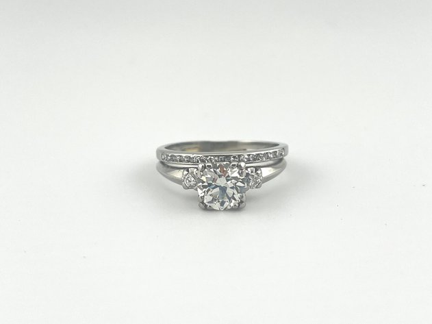 Image for Heirloom & High-Style Jewelry: Antique Diamonds, Vintage Gold & Designer Icons