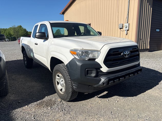 Image for 2016 Toyota Tacoma Pickup Truck
