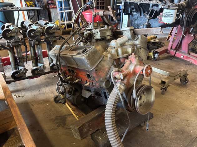 Image for 283 c.u. V8 engine