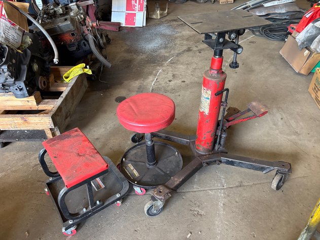 Image for Transmission jack and (2) rolling stools