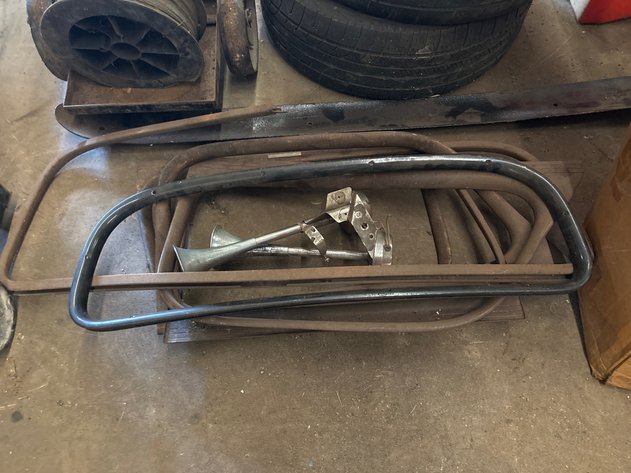 Image for (6)Vintage auto window trim,(2) horns, radio