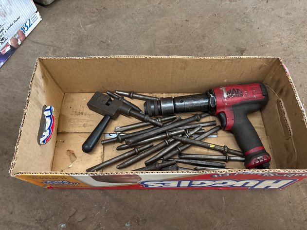 Image for Mac Tools long barrel air hammer with bits