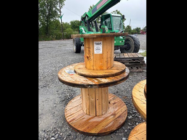 Image for D4b. (2) wooden spools