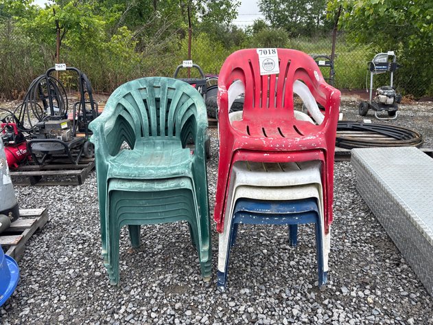 Image for D1. (13) plastic stacking chairs
