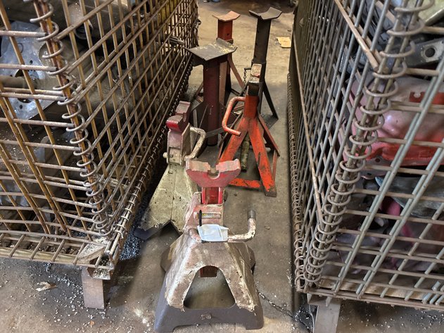 Image for (6) jack stands