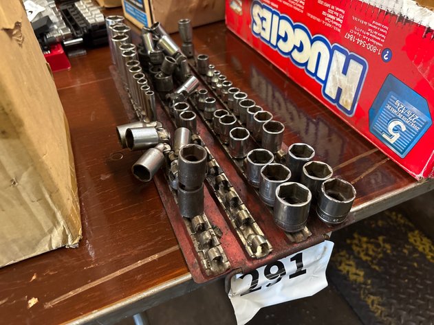 Image for Mixed Snap on sockets on tray