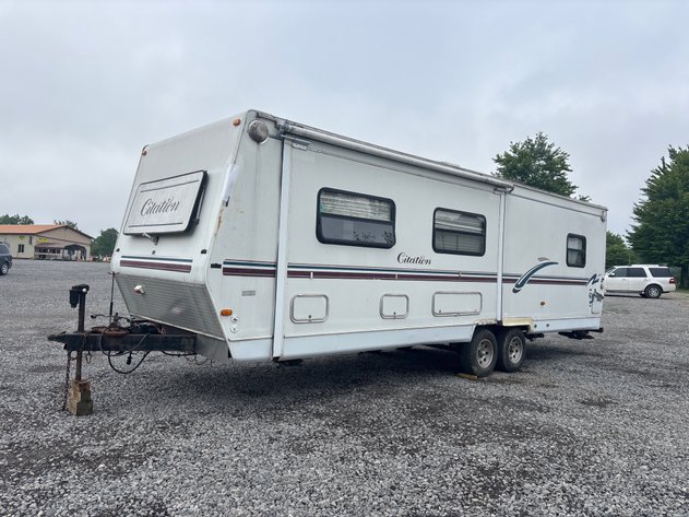 Image for 2000 Thor Citation 28’  Trailer