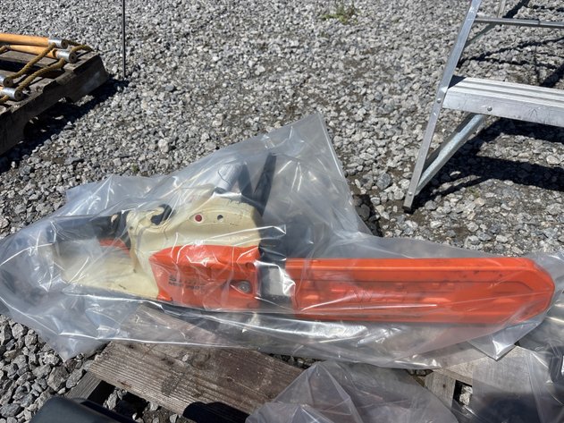 Image for D1. Stihl mse 250c chainsaw