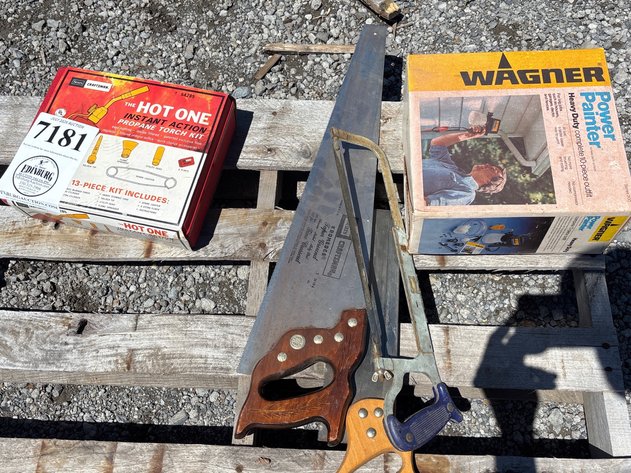 Image for D1. Power painter, torch kit, hand saws