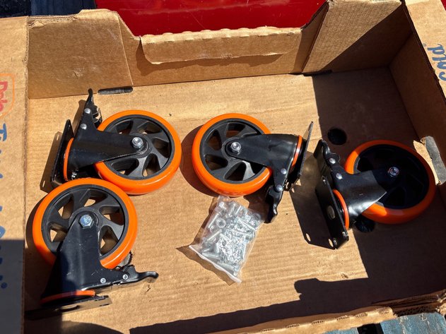 Image for D1. (4) caster wheels