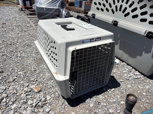 Image for D1. Petmate pet taxi