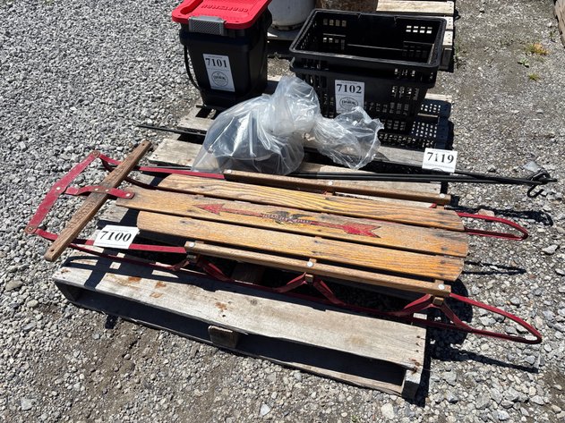 Image for D1. Flexible flyer toboggan sled
