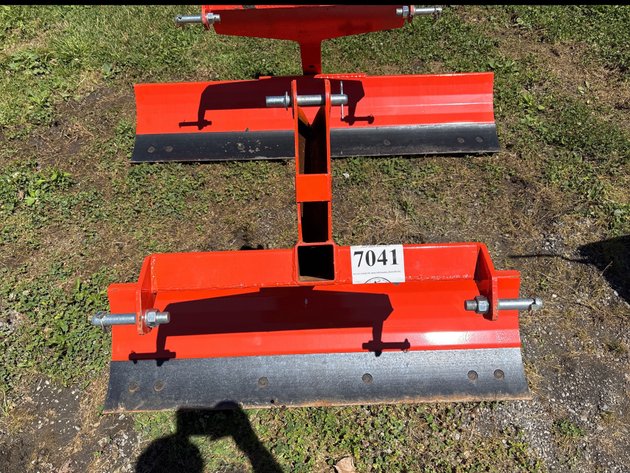 Image for D4. 4 foot three point hitch back blade