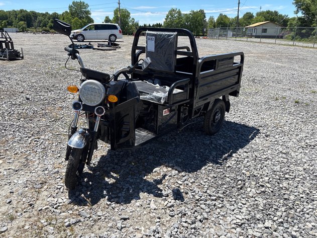 Image for E1p new 3 wheel dump cart with charger