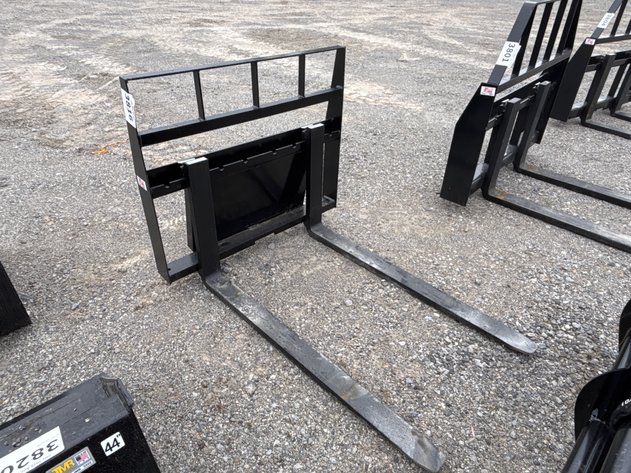 Image for E1p. new Kivel mini pallet fork attachment