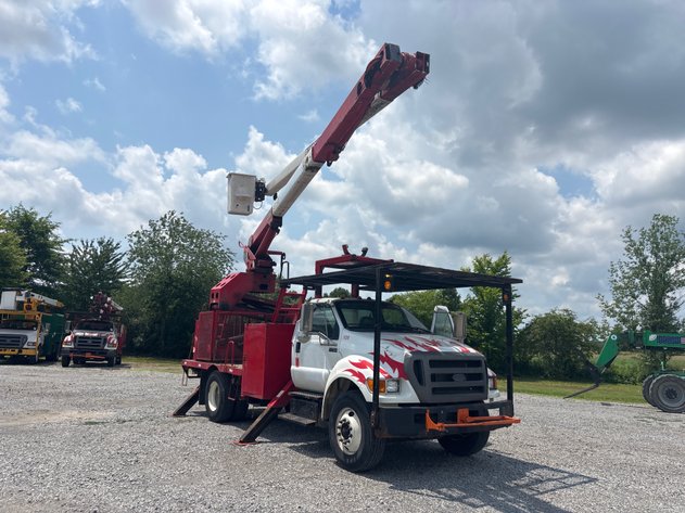 Image for 2015 Ford F-750 w/ Terex 70’ xt pro 60/70 aerial unit