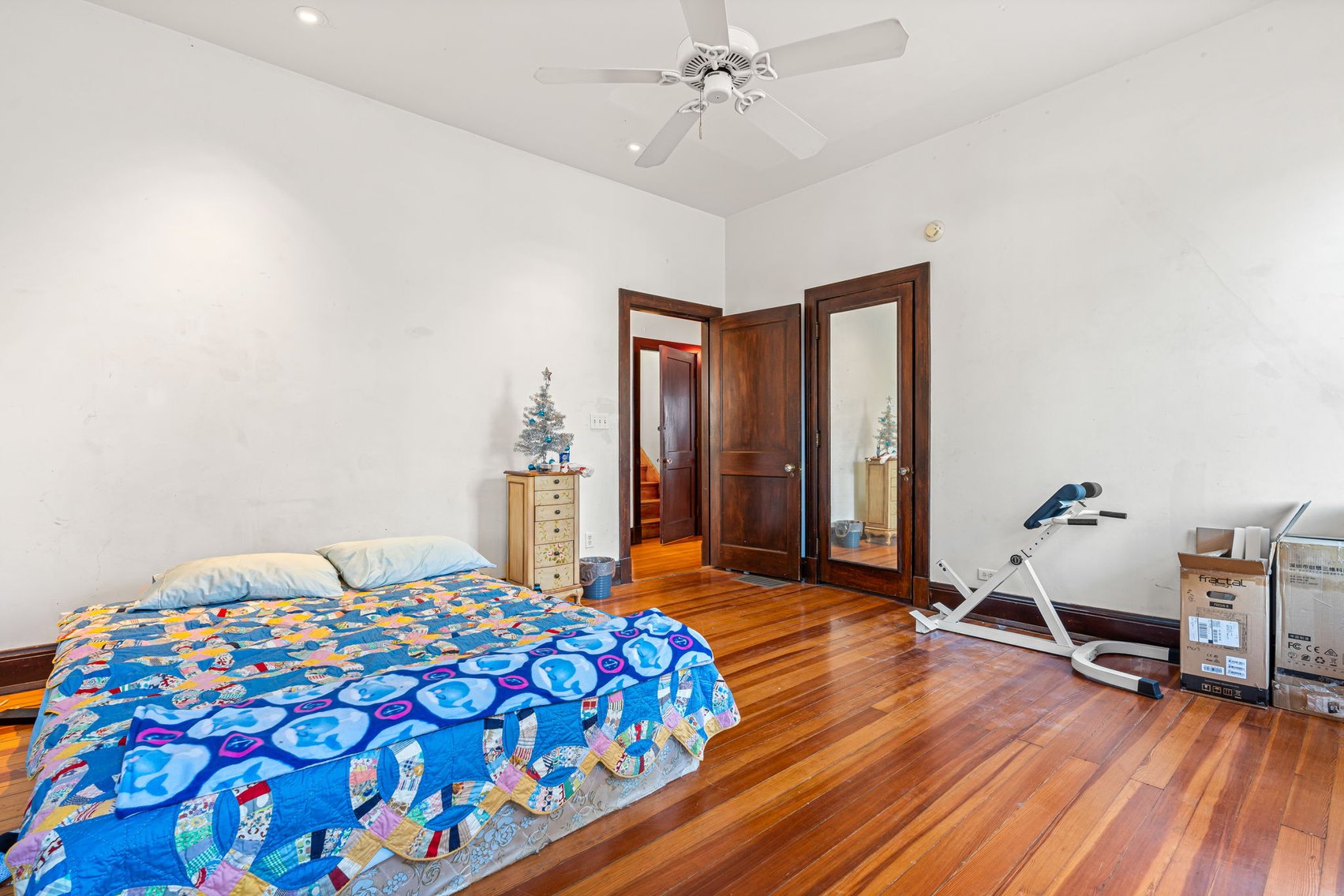 Image for 160 N Galt Ave-ONLINE AUCTION ONLY-BIDDING HAS STARTED