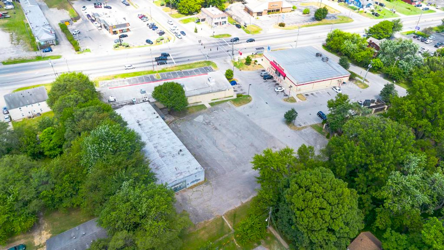 Image for 2503 Dixie Hwy-Estate Auction