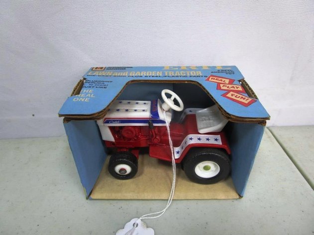 Image for HUGE June Farm Toy and Memorabilia Auction