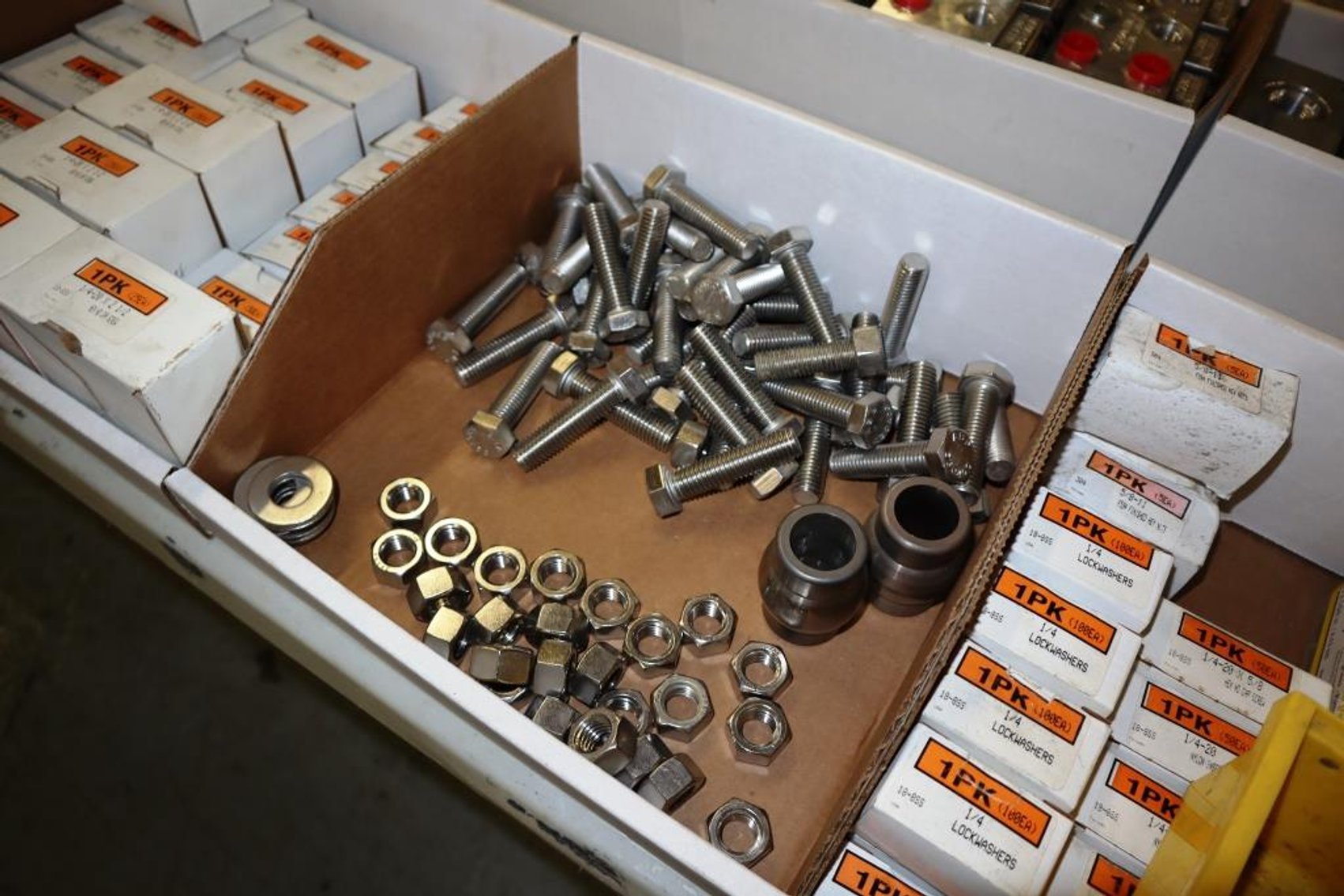 Image for Massive ONLINE Tool and Shop Auction - Robert's Tool Co.