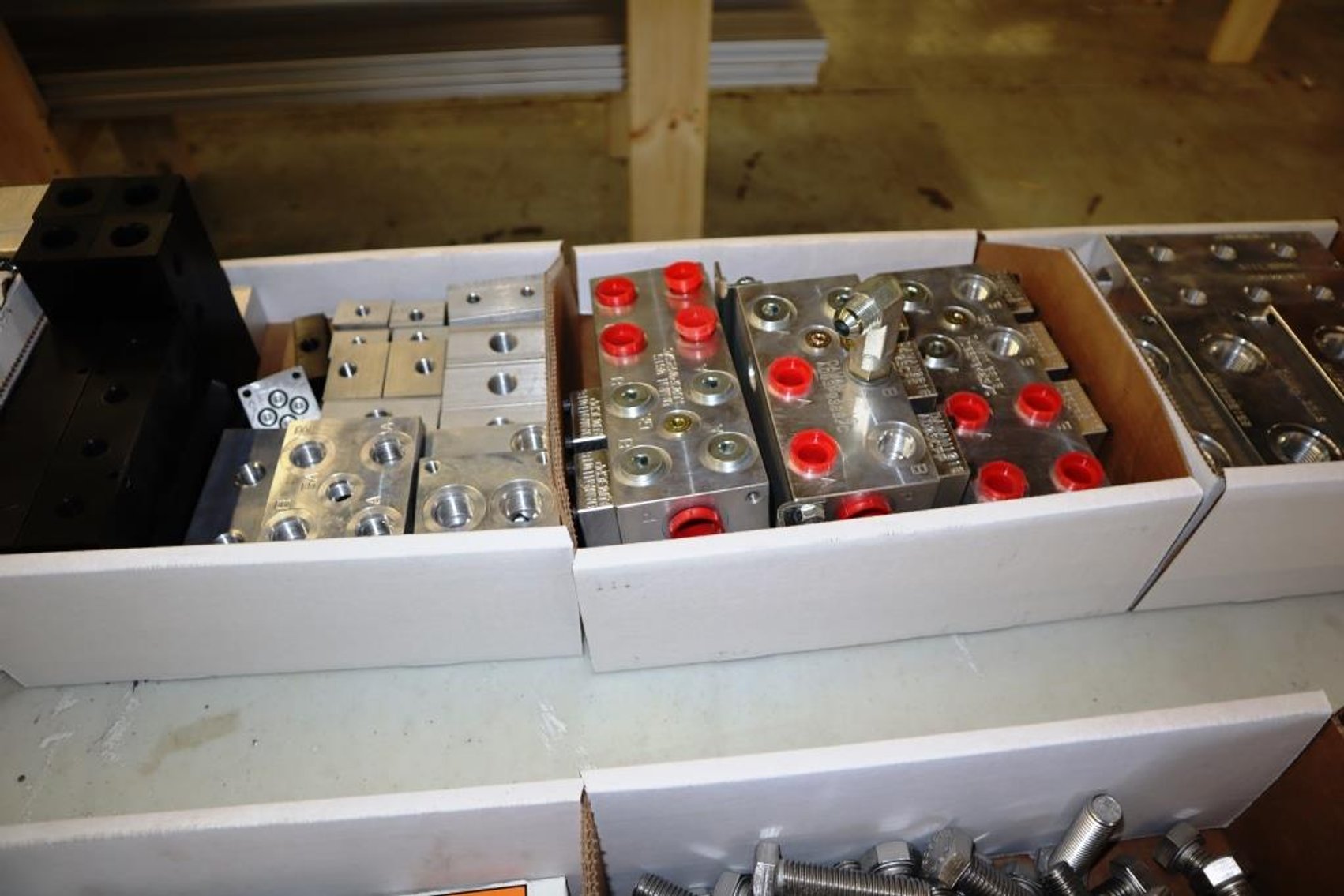 Image for Massive ONLINE Tool and Shop Auction - Robert's Tool Co.