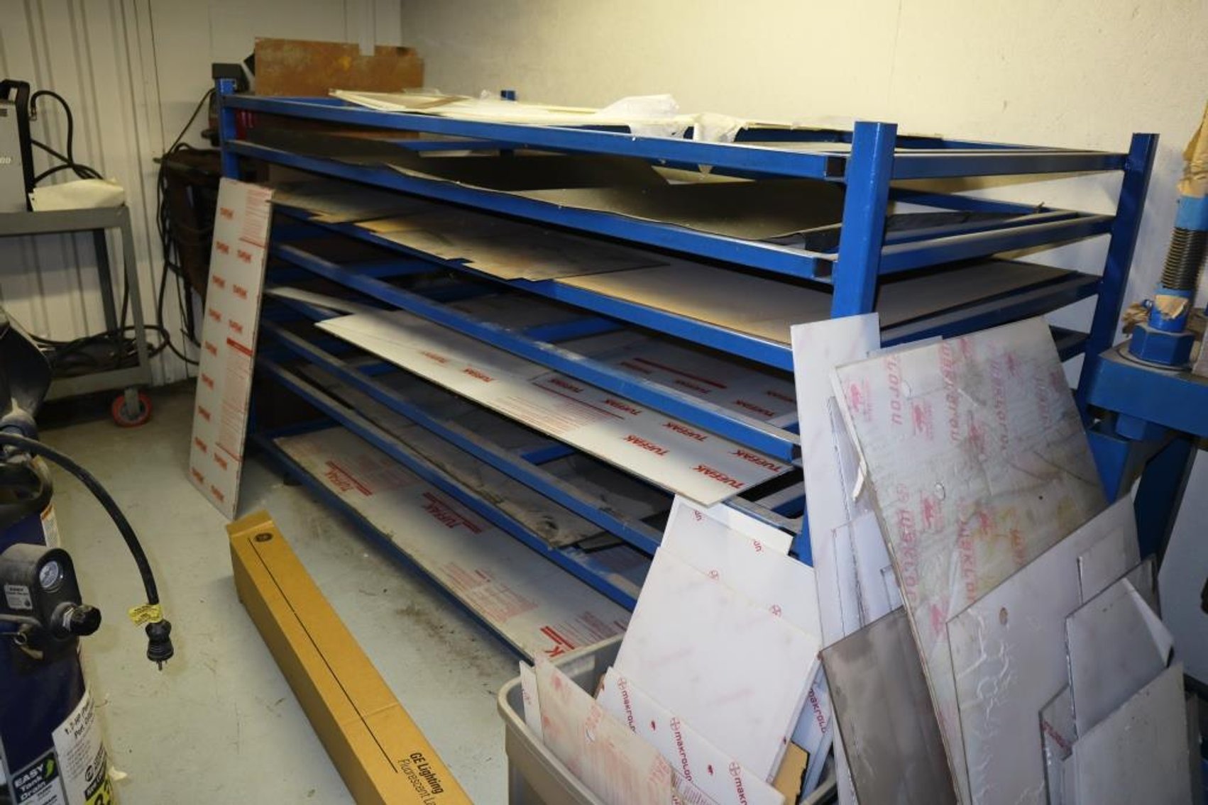 Image for Massive ONLINE Tool and Shop Auction - Robert's Tool Co.