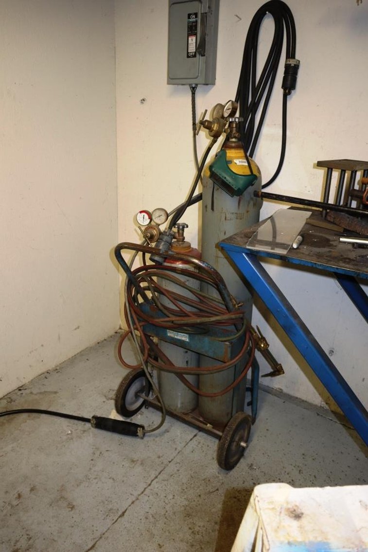 Image for Massive ONLINE Tool and Shop Auction - Robert's Tool Co.