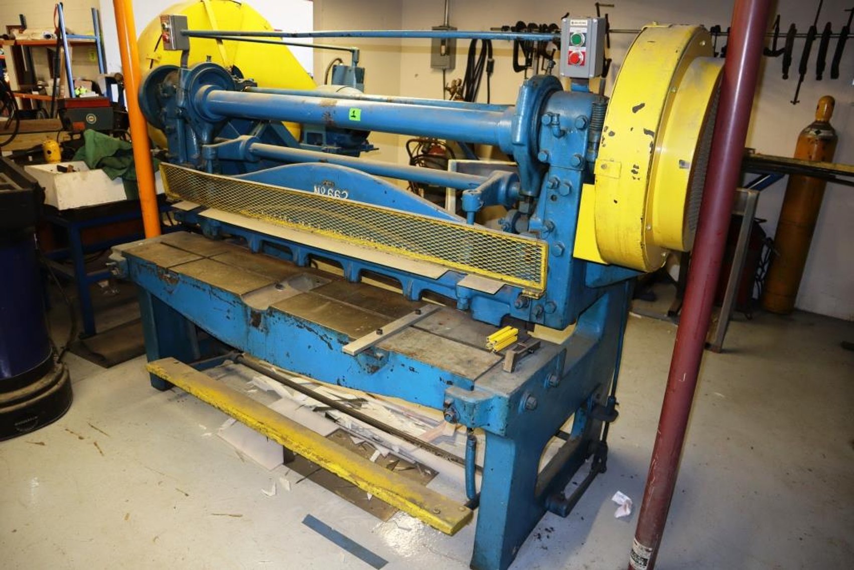 Image for Massive ONLINE Tool and Shop Auction - Robert's Tool Co.