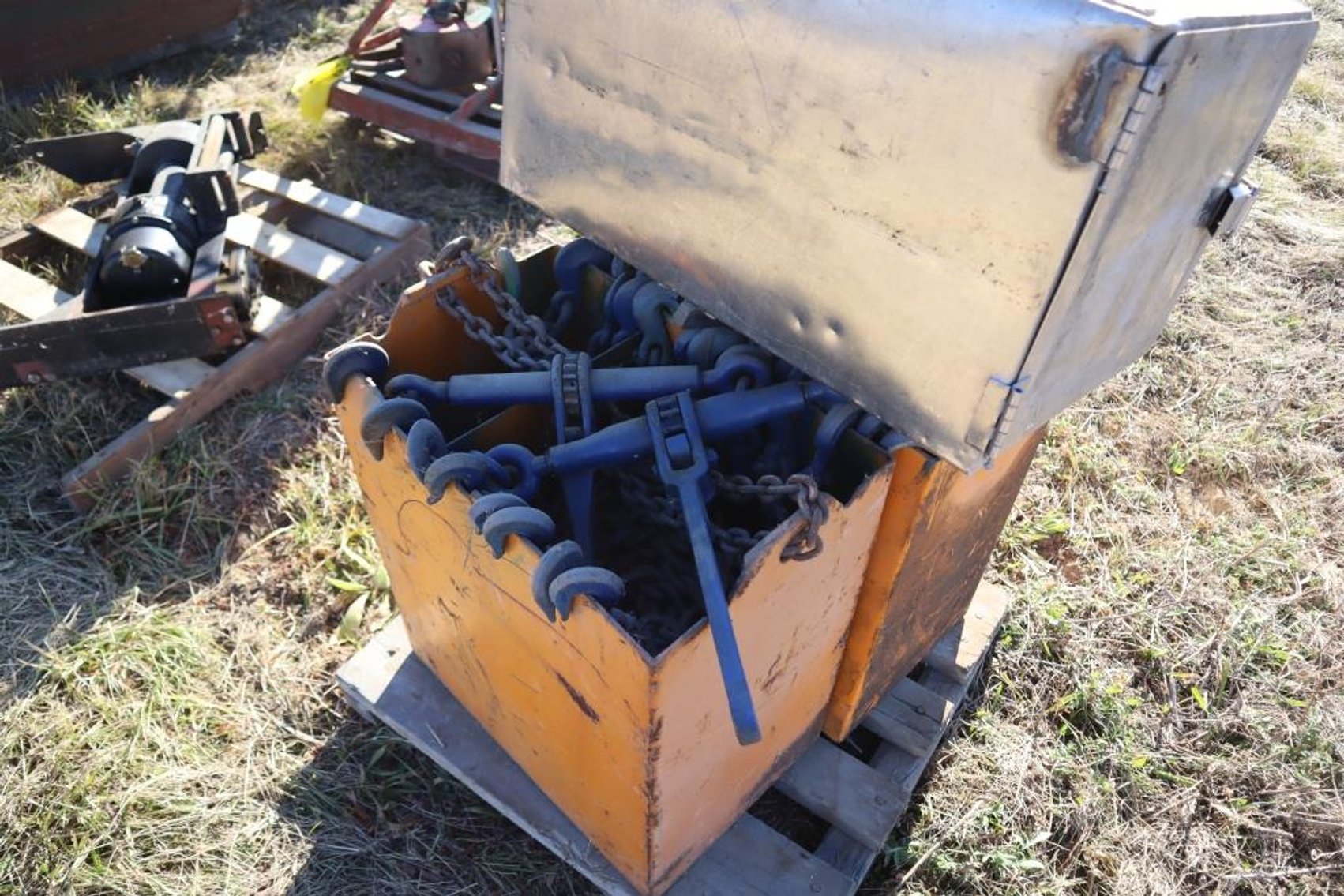 Image for Interstate Truck Parts & Equipment Liquidation Auction