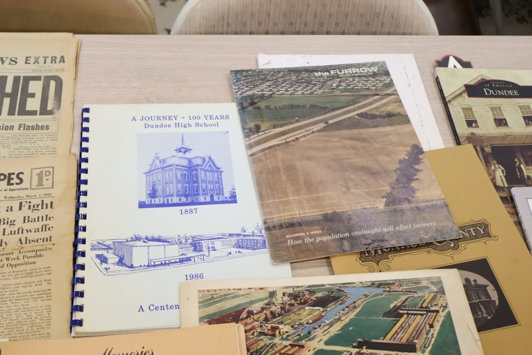 Image for The Ruehs Antique and Collectible Live Auction