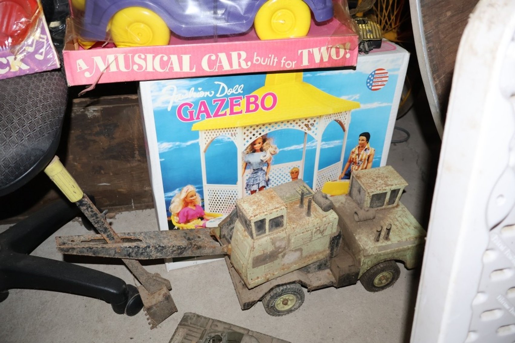 Image for MASSIVE Centennial Farm Estate Auction - LIVE ON-SITE