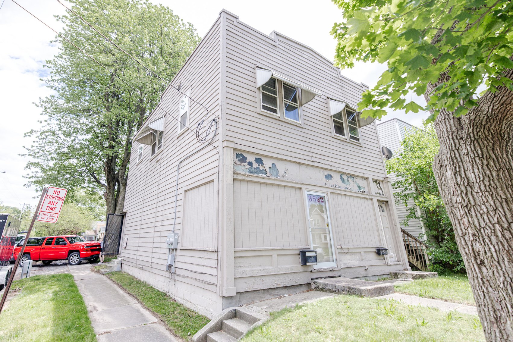 Image for MINIMUM BID AUCTION $39,000! 3522 Upton Ave