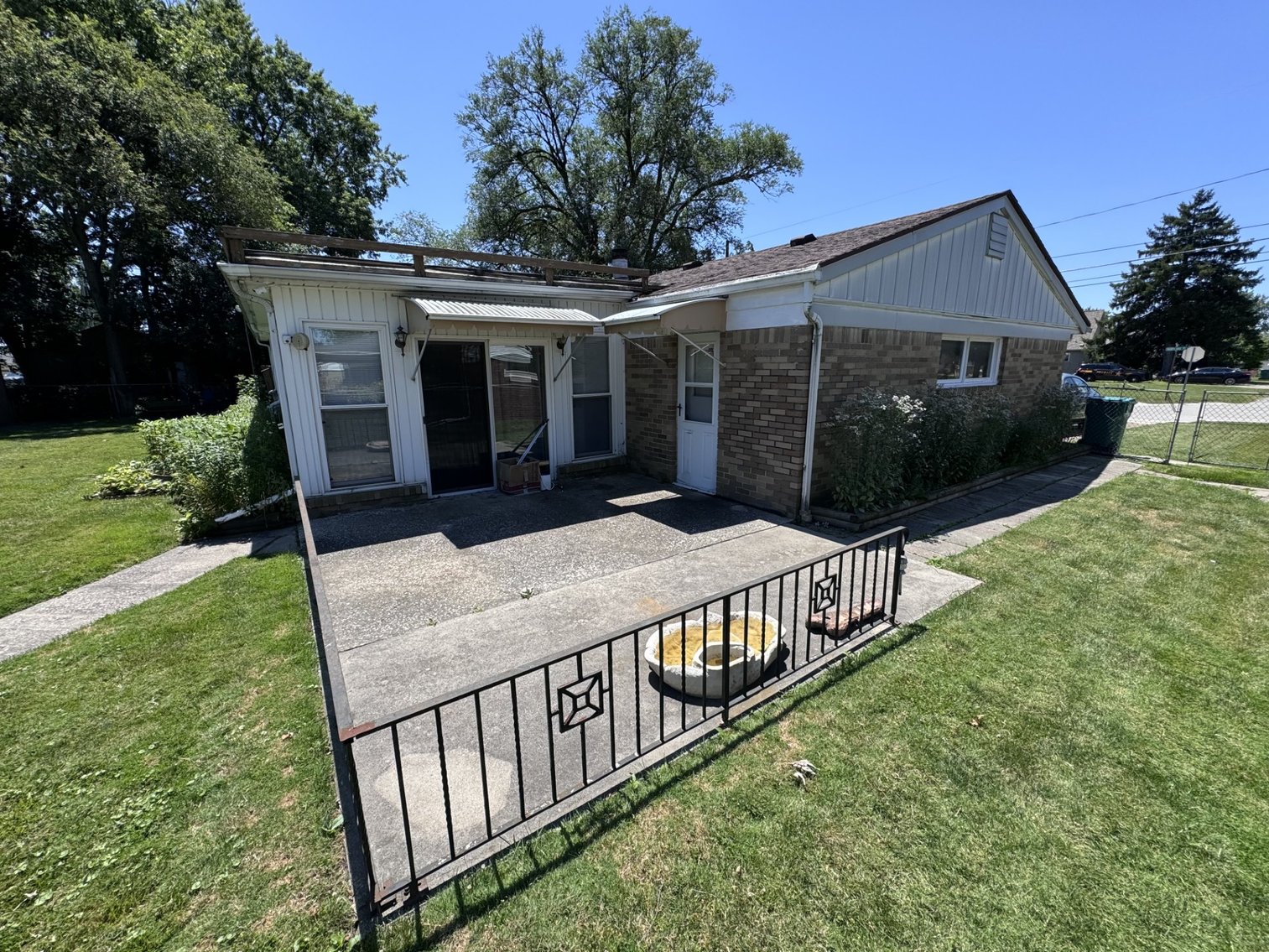 Image for MINIMUM BID AUCTION $99,000! 2127 Maryland Pl