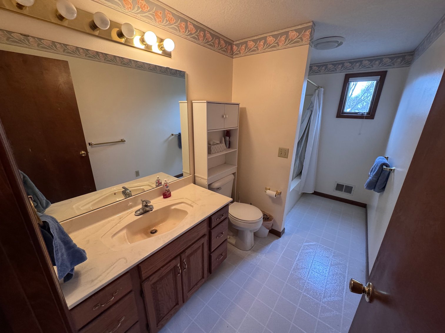 Image for MINIMUM BID AUCTION $169,000! 1703 Glenross Blvd
