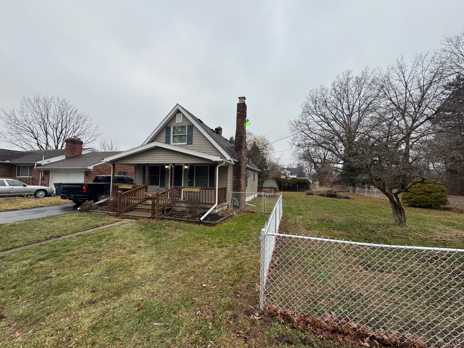 Image for MINIMUM BID AUCTION $69,000! 711 Sawyer Rd