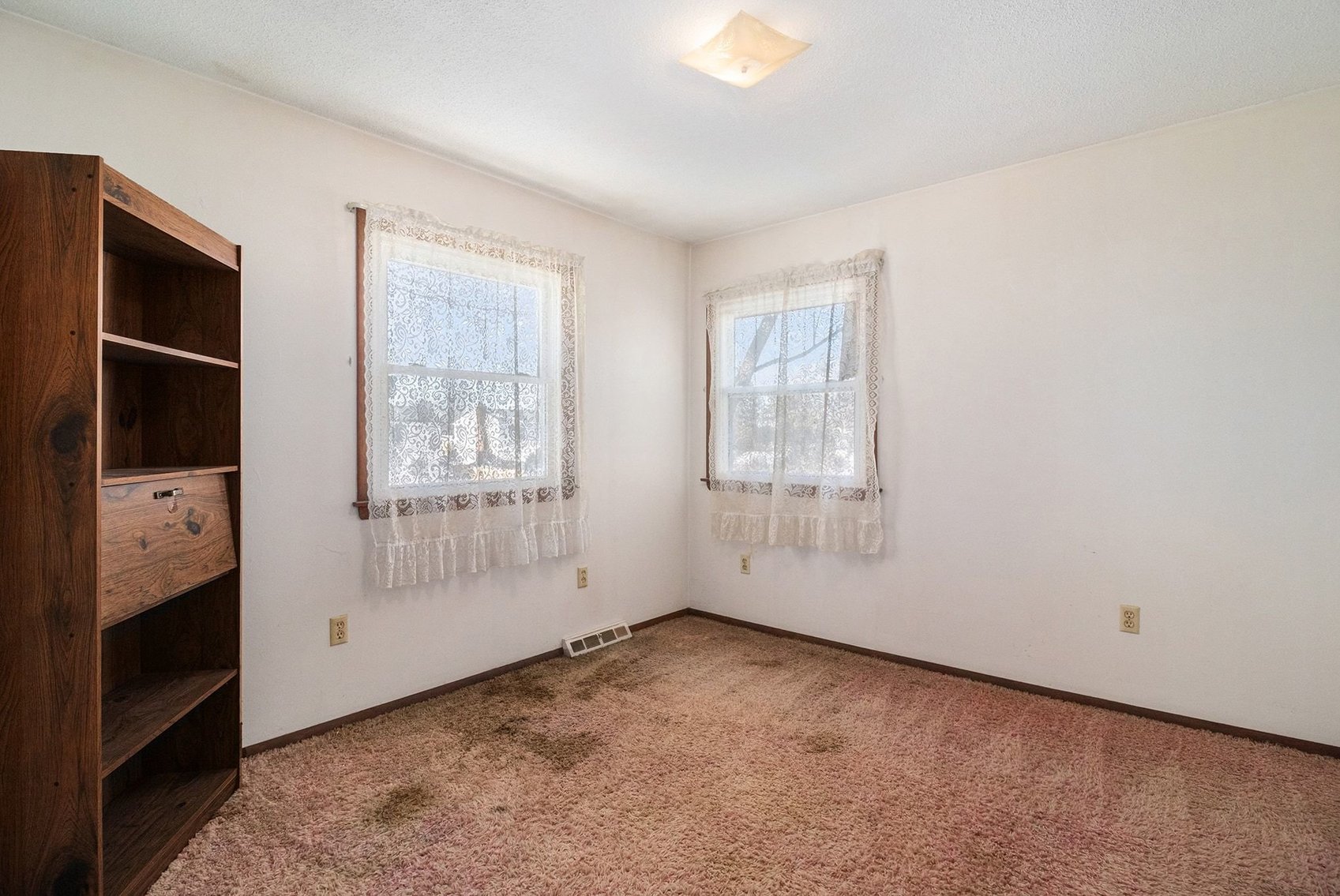 Image for MINIMUM BID AUCTION $150,000! 1236 Eastland Dr