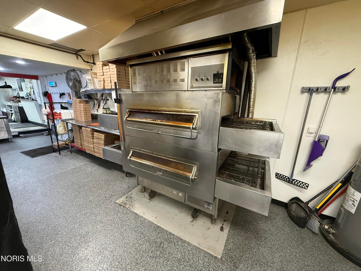 Image for Turn Key Business Auction! The Original Royal Pizza