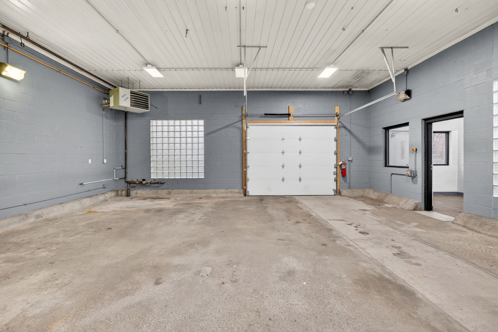 Image for MINIMUM BID AUCTION $325,000! 7300 Lewis Ave