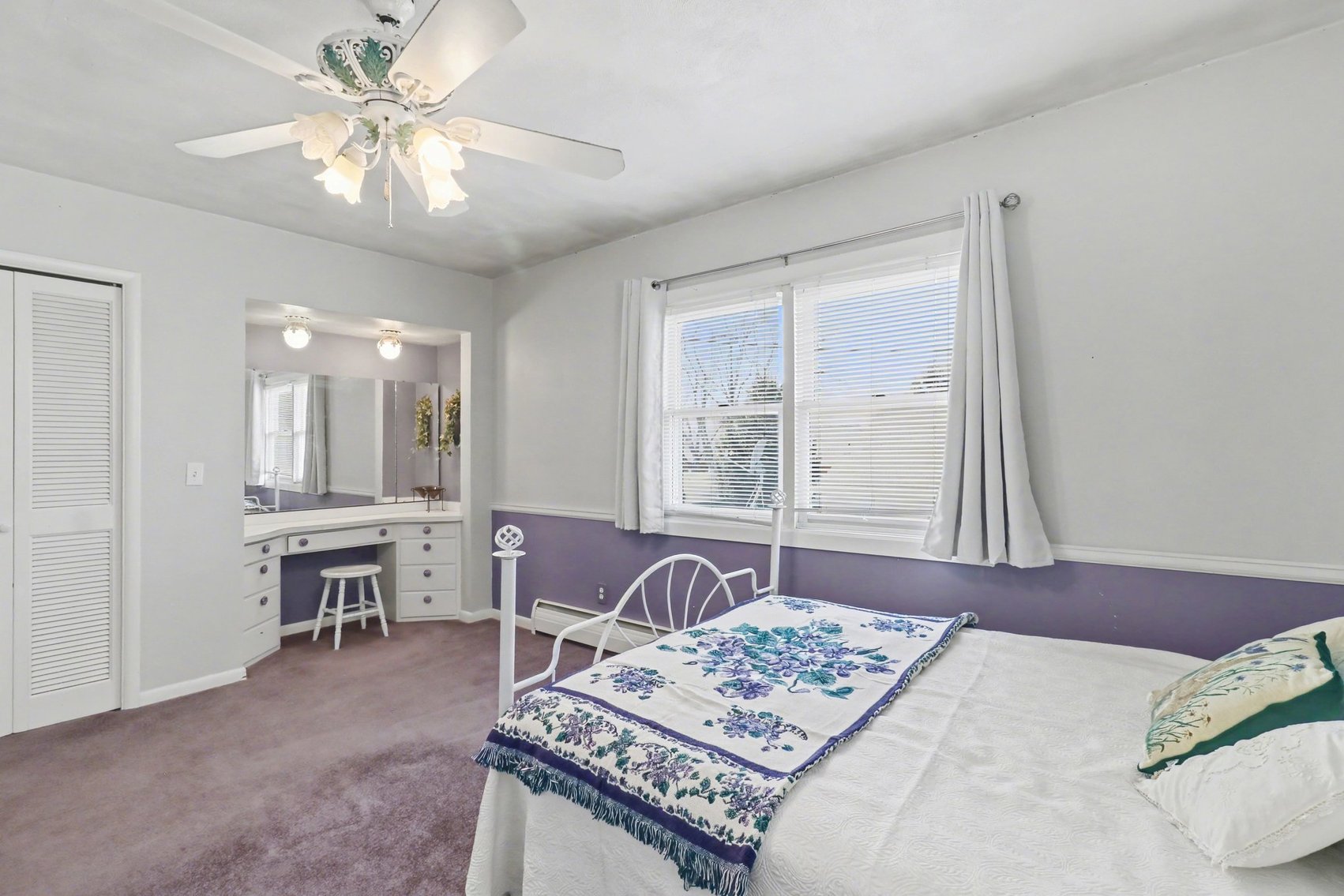 Image for MINIMUM BID AUCTION $225,000! 5930 N River Rd