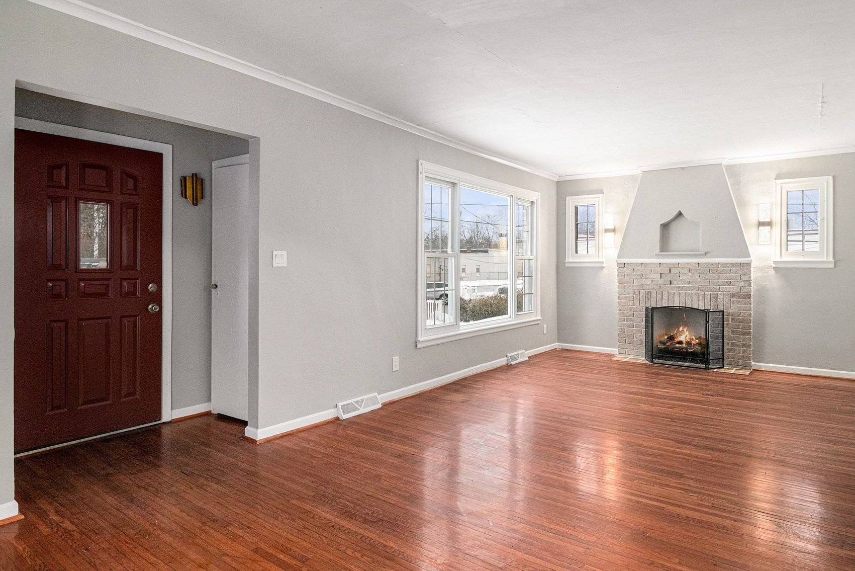 Image for MINIMUM BID AUCTION $150,000! 4705 W Bancroft St