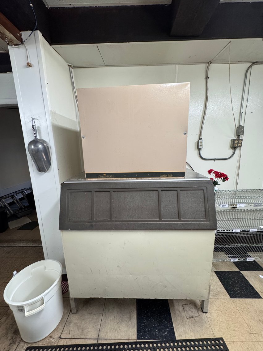 Image for RESTAURANT EQUIPMENT, TOOLS, HOUSE HOLD ITEMS AND MORE ONLINE ONLY AUCTION