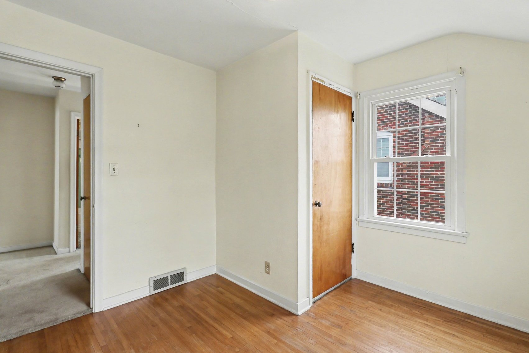 Image for MINIMUM BID AUCTION $99,000! 2647 Stamford Dr